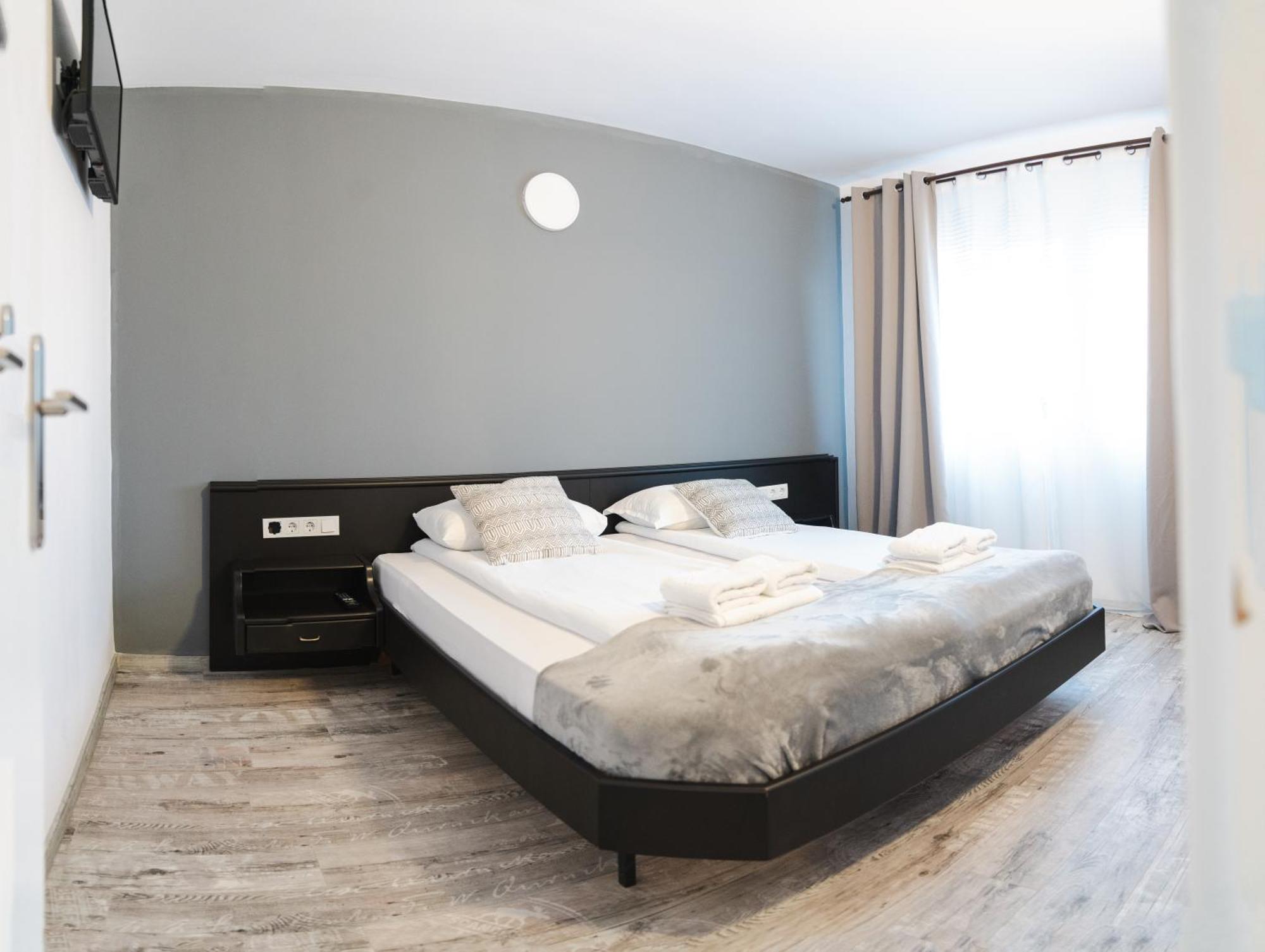Myda Hotel Apahida Exterior photo